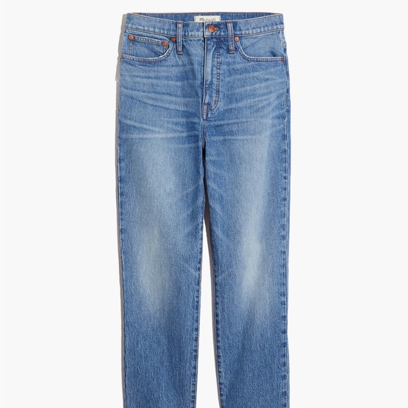 Madewell Classic Straight Jeans in Nearwood Wash - Picture 2 of 5